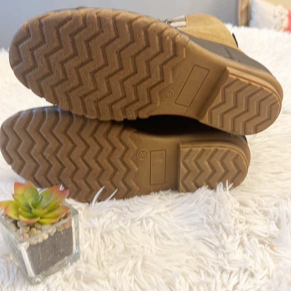 NEW Sporto Brown Tan Waterproof duck ankle lace up boot women size 8 - Picture 6 of 7